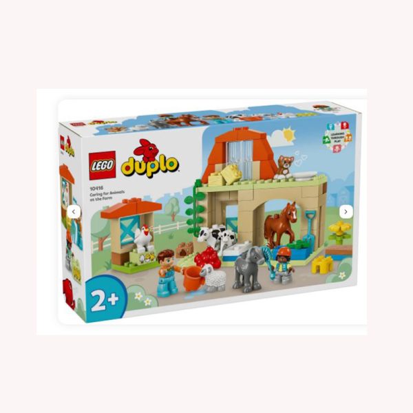 LEGO DUPLO TOWN CARING FOR ANIMALS AT THE FARM