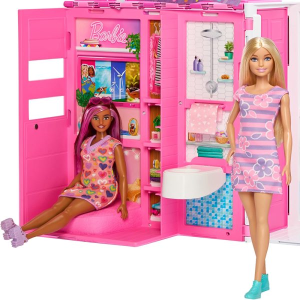 BARBIE GETAWAY DOLLHOUSE & DOLL - Image 2