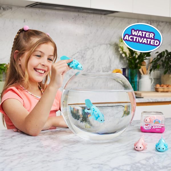 ZURU PETS ALIVE SWIMMING AXOLOTL - Image 2