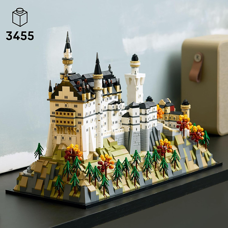 OFFER LEGO ARCHITECTURE NEUSCHWANSTEIN CASTLE - Image 3