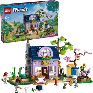 LEGO FRIENDS BEEKEEPERS' HOUSE AND FLOWER GARDEN